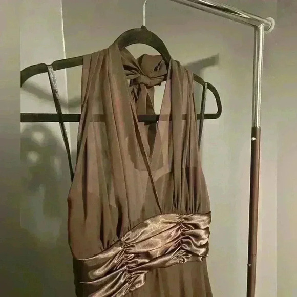 Connected Apparel Women’s Brown MIDI Halter Dress Size 10 - Picture 5 of 13